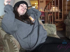 Amatorka, Tyłek, Duże cycki, Bikini, Orgazm, Publiczny, Ogolona, Cycki