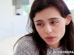 Velké péro, Brunetka, Dávení penisem, Rodina, Footjob, Hardcore, Drobounká, Teenka