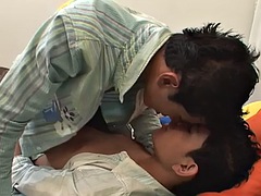 Hatvankilences, Seggnyalás, Cumizás, Kézimunka, Latin lány, Vékony, Tetkó, Tini