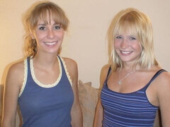 18, 아마추어, 큰 엉덩이, 큰 음경, 큰 가슴, 오랄섹스, 도기스타일, 셀카