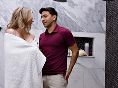 Babe, Store bryster, Blondine, Pik sutte, Hårdt, Ældre kvinde, Mor jeg gerne vil kneppe, Bryster