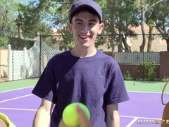 Veľké péro, Veľké kozy, Prsnatá, Medzirasové, Mamina, Pornstars, Španielskej, Švédska rojka