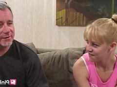 Anaal, Grote kont, Grote mammen, Pijpbeurt, Bruinharig, Hardcore, Rijpe lesbienne, Tiener