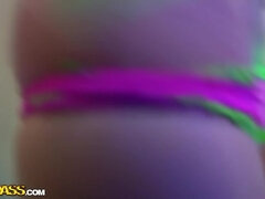 Блондинки, Брюнетки, Колледж, Сперма на лице, Группа, Лесбиянка, Мастурбация, Пирсинг