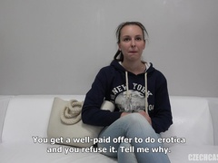 Brunetka, Czeski, Nieśmiały