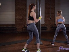 69, České, Prstění, Tělocvična, Výprask, Přírodní prsa, Piercing, Kozičky