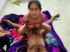 18 ans, Anal, Tante, Bisexuelle, Fait maison, Indienne