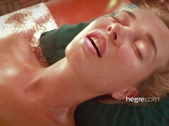 Блондинки, Лесбиянка, Массаж, Натуральные сиськи, На природе