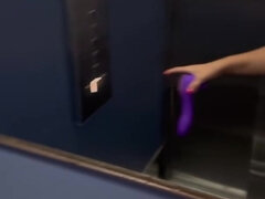 Masturbating On The Elevator, I Hope Nobody Discover Me