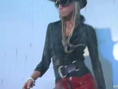 Oblečena ženska in nag moški, Grupni, Hd, Pete, Medrasni seks, Milf, Zabava, Dokolenke