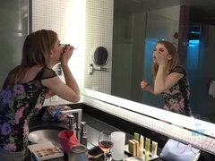 Amaterji, Prstni, Hd, Zunaj, Bazen, Prvoosebno snemanje seksa, Tuširanje