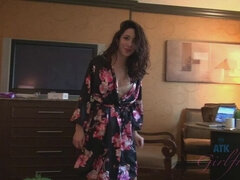 Amaterji, Fafanje, Notranji izliv, Latinka, Prvoosebno snemanje seksa, Muco, Koščena, Igrače