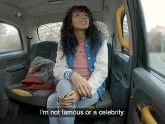 Kotě, Velké péro, Brunetka, Péro, Na pejska, Přírodní, Různé pohledy, Teenka