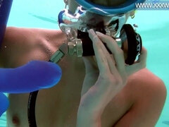 Veľké kozy, Kuřba, Brunetka, Žena, Maďarskej, Na verejnosti, Sólo, Hračky