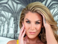 Veľké kozy, Blondína, Dildo, Zející, Spodná bielizeň, Masturbácia, Stripping, Hračky