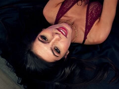 Κώλος, Πίπα, Μελαχροινή, Σε στάση σκύλου στα τέσσερα, Gaping, Μαλακία, Ώριμη γυναίκα, Ξυρισμένη