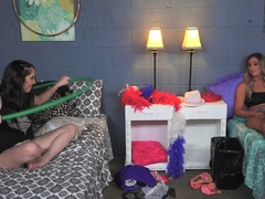 18, 금발의, 흑갈색 머리, 머리카락이 많은, 레즈비언, 보지, 청소년, 장난감들