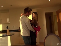 18 éves, Anális szex, Gesztenyebarna, Krémes süti, Tini