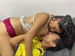 18 ans, Américain, Européenne, Fait maison, Indienne, Japonaise, Fille latino, Mère que j'aimerais baiser