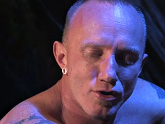 Anal, Tir de sperme, Fétiche, Pénétrer avec le poing, Homosexuelle, Gants, Piercing, Tatouage