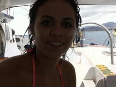 Amatör, Bikini, Svart, Avsugning, Sperma i munnen, Klänning, Flickvän, Handjobb