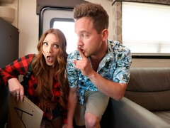 Amaterji, Velika rit, Velik kurac, Fafanje, Doggystyle, Naravne joške, Najstnice, Joške