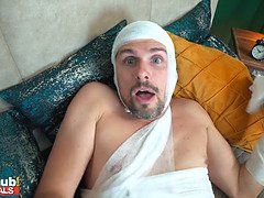 Cumizás, Kutya póz, Női, Érdekes, Nyalás, Ápoló, Nuni, Vöröshajú