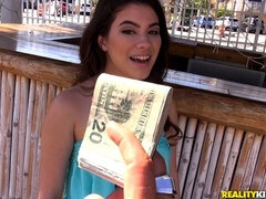 Arsch, Grosser schwanz, Grosse titten, Blondine, Braunhaarige, Auto, Interrassisch, Dürr