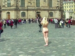 Gros cul, Érotique, Seins naturels, Nue, De plein air, Public