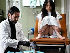 Stor stjärt, Mellanrasig, Slick, Underkläder, Rakad, Strippning, Tonåring, Tuttar