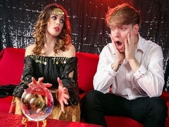 Vivianne Desilva Is a Perv! She Begged Me for a Facial