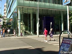 Schönheit, Blondine, Geile alte tussi, Kehlenfick, Masturbation, Milf, Mutti, Stiefmutter