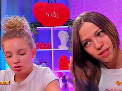 Amatør, Anal, Blondine, Give finger, Fransk, Lesbisk, Softcore, Teenager