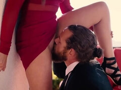 Duży tyłek, Duże cycki, Brunetka, Głebokie gardło, Hd, Na wolnym powietrzu