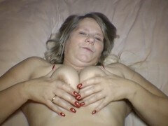 Anal, Cul à la bouche, Gros cul, Conversation vulgaire, Masturbation, Mature, Mère que j'aimerais baiser, De plein air