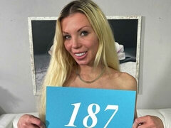 Culo, Tette grandi, Bionda, Pompino, Da dietro, Magra, Tatuaggi, Tette