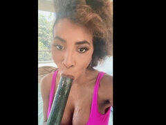 Stora tuttar, Avsugning, Långt ner i halsen, Doggystyle, Klänning, Hd, Fitta