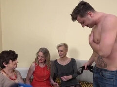 Amatéři, Kuřba, Babi, Skupina, Dospělé, Milf žcbp, Punčochy