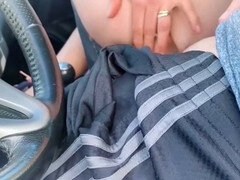 Leie, Grosser arsch, Auto, Paar, Schmuddelige sprache, Griechisch, Milf, Öffentlich