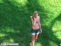 FIT blonde bombshell is invited over by her fuck buddy