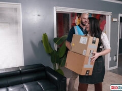 Anal, Asiater, Brunette, Dype svelg, Raseblandet, Shemale, Pupper