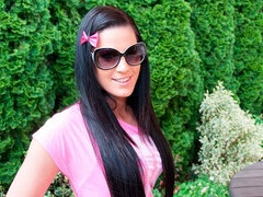 Amatööri, Isot tissit, Ruskeahiuksinen, Itsetyydytys, Äiti jota haluaisin panna, Pikkarit, Soolo, Strippaus