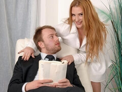 Grosser arsch, Grosser schwanz, Grosse titten, Blasen, Hundestellung, Milf