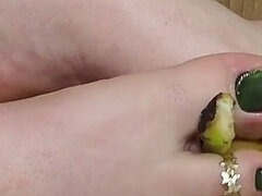 素人, ぽっちゃり, 茶髪の, フェムドム, フェティッシュ, 足フェチ, 一人