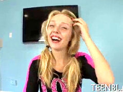 Pompino, Schizzo di sborra, Ragazza