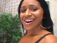 Alessandra Marques drilled by midget