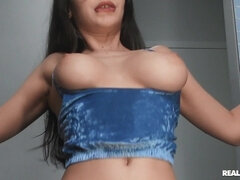 Rintava, Lähikuva, Syväkurkku, Kyrpä, Takaapäin, Keittiö, Luonnolliset tissit, Pillu