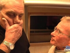 Ξανθιά, Ηδ, Τρίο