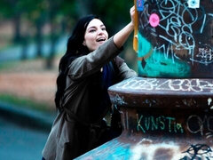 Amatør, Stor pik, Pik sutte, Hundestilling, Naturlige bryster, Fisse, Mager, Teenager