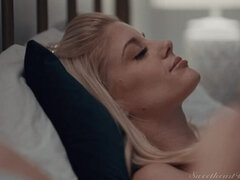 Dress, Lezbijke, Naravne joške, Muco, Tuširanje, Najstnice, Tangice, Mokra